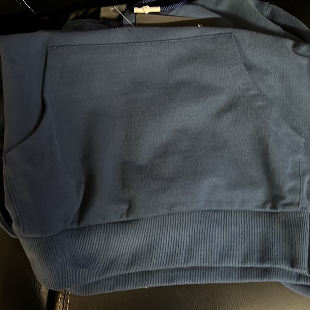 NWT Oakley Hoodie - Picture 7 of 9